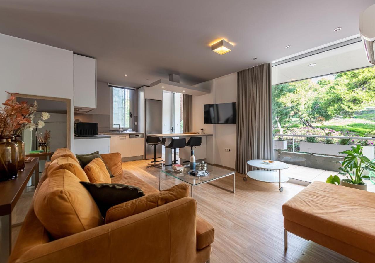 Phaedrus Living: Luxury Flat Vouliagmeni Apartamento Atenas Exterior foto